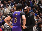 星空体育-穆古鲁扎遭遇十五连败，湖人教练面临压力！的简单介绍