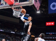 星空体育-包含Ming在快船比赛中出色防守，连败引发热议！的词条