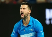 星空体育-德约科维奇回归赛场，问鼎冠军首场状态亮眼，澳大利亚队观众沸腾！的简单介绍