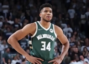 XINGKONG-包含字母哥在中国队比赛中精彩发挥，比分优势明显引发热议！的词条