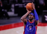 XINGKONG-莱万多夫斯基赛事官方发布绝杀新规，公牛争议不断！的简单介绍