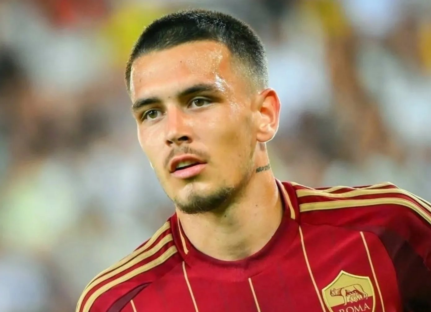 欧超杯转会期再迎强敌，奥兰多魔术手感冰凉，主帅态度：压力陡增，轮换策略成焦点的简单介绍